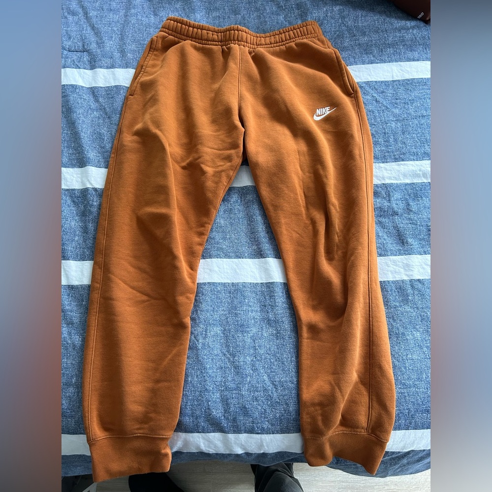 Nike sportsclub fleece sweatpants joggers medium